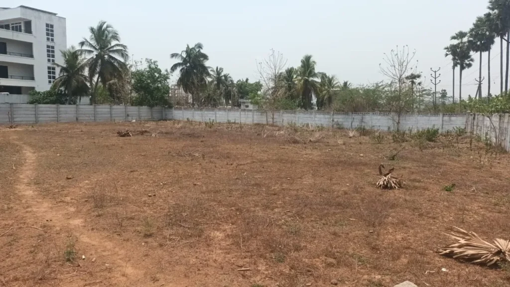 Commercial Land for Lease in Dorathota Road, Vizag – 35 Cents